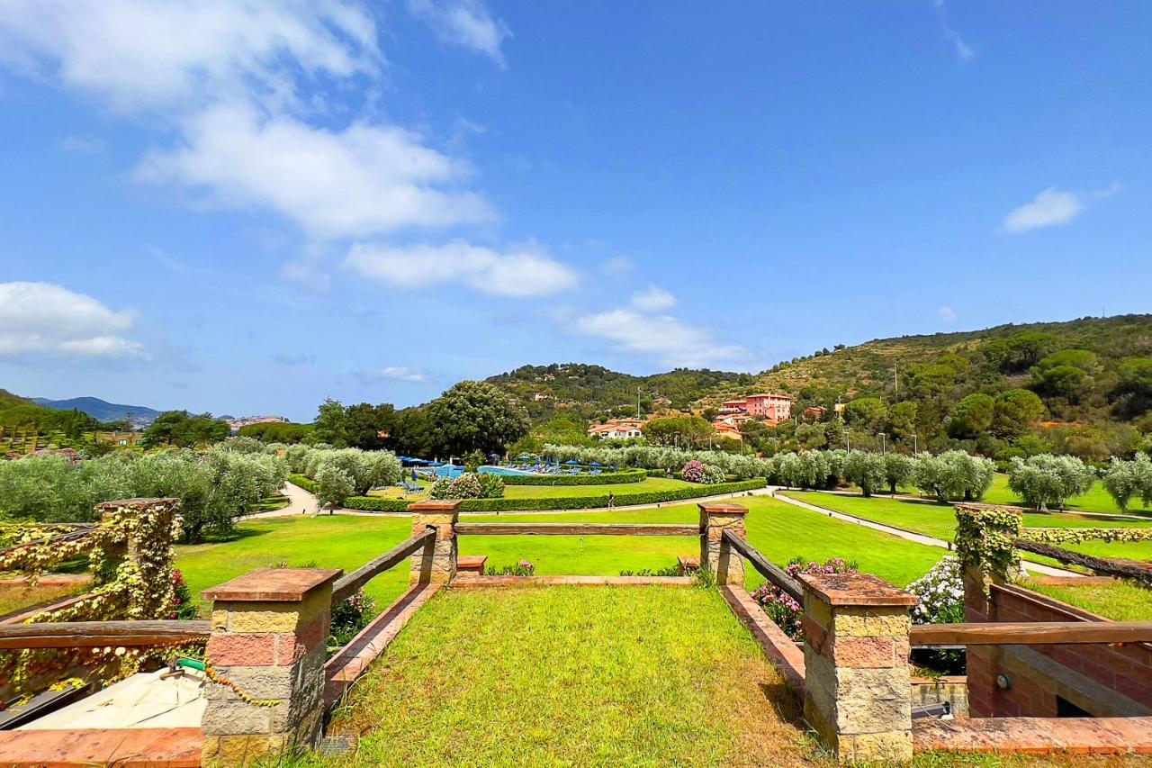 Villa Bilocale Sant'Anna Vicolo Del Mughetto Extérieur photo